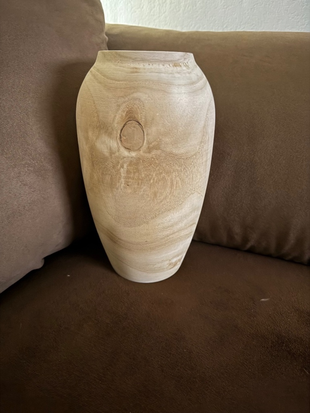 New wood vase